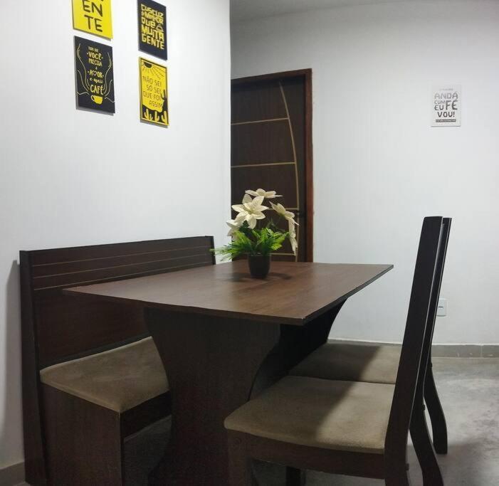 Terreo - Ar-condicionado, Wi-fi, Garagem - Mauricio Nassau, Perto De Apartment *